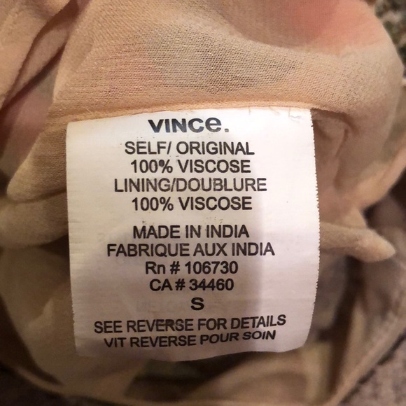 ⭐️⭐️VINCE⭐️⭐️ top!!!! - Picture 4 of 5